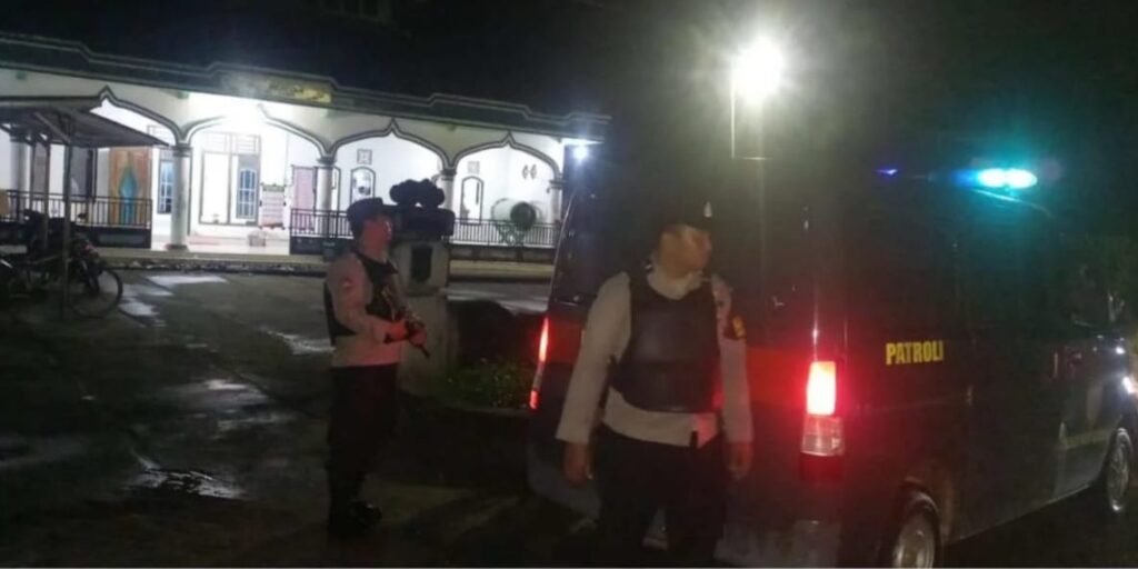 Ceramah Ramadhan, Kapolsek Kasui Sosialisasi Mudik Aman dan Nyaman